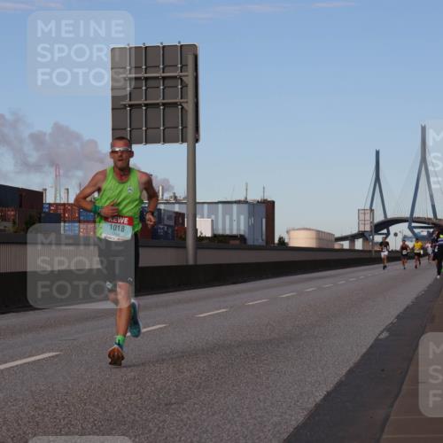 03.10.2024 - Köhlbrandbrückenlauf Luisa Fischer http://msf.ph/oto/7147711 03.10.2024 09:37:55 Position 3 1018 meine-sportfotos.de