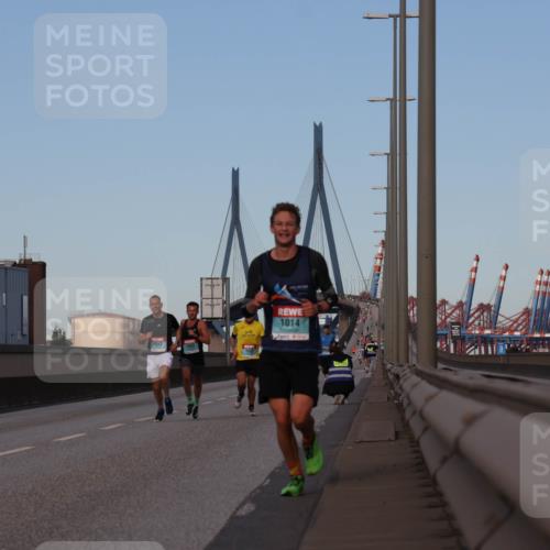 03.10.2024 - Köhlbrandbrückenlauf Luisa Fischer http://msf.ph/oto/7147732 03.10.2024 09:38:07 Position 3 1014 meine-sportfotos.de