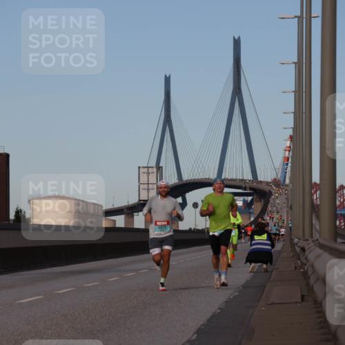 03.10.2024 - Köhlbrandbrückenlauf Luisa Fischer http://msf.ph/oto/7147868 03.10.2024 09:39:17 Position 3 1377 meine-sportfotos.de