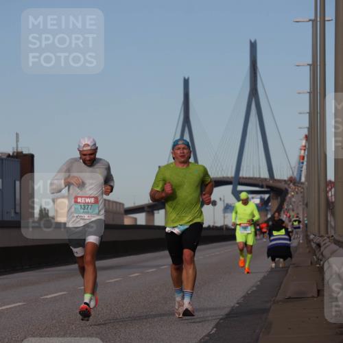 03.10.2024 - Köhlbrandbrückenlauf Luisa Fischer http://msf.ph/oto/7147898 03.10.2024 09:39:21 Position 3 1377 meine-sportfotos.de