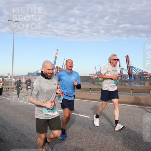 03.10.2024 - Köhlbrandbrückenlauf Matties Gatica Varas http://msf.ph/oto/7147914 03.10.2024 09:44:17 Position 2 83, 2015, 20 meine-sportfotos.de