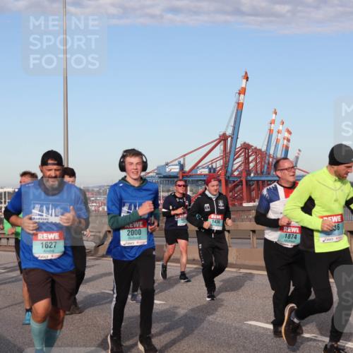 03.10.2024 - Köhlbrandbrückenlauf Matties Gatica Varas http://msf.ph/oto/7147955 03.10.2024 09:44:22 Position 2 1683, 1526, 161, 1436, 2000, 36, 1627, 1874 meine-sportfotos.de