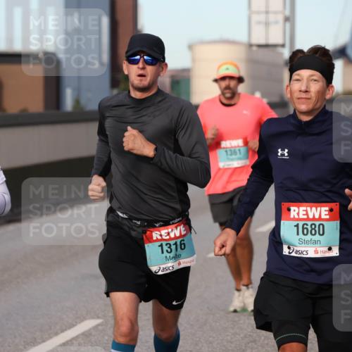 03.10.2024 - Köhlbrandbrückenlauf Luisa Fischer http://msf.ph/oto/7148004 03.10.2024 09:41:53 Position 3 1423, 1361, 81, 45, 4, 1316, 1680 meine-sportfotos.de