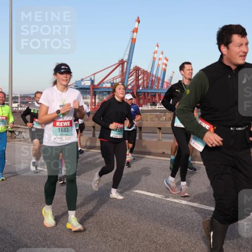 03.10.2024 - Köhlbrandbrückenlauf Matties Gatica Varas http://msf.ph/oto/7148013 03.10.2024 09:44:26 Position 2 2460, 24, 1683, 1526, 1590 meine-sportfotos.de