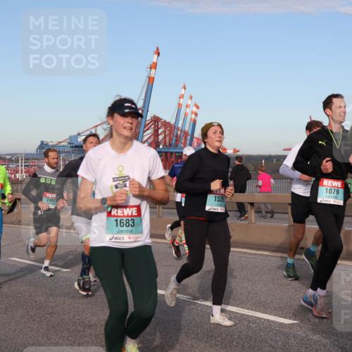 03.10.2024 - Köhlbrandbrückenlauf Matties Gatica Varas http://msf.ph/oto/7148025 03.10.2024 09:44:27 Position 2 00, 1, 2460, 2462, 2017, 1683, 1526, 1079, 1200 meine-sportfotos.de