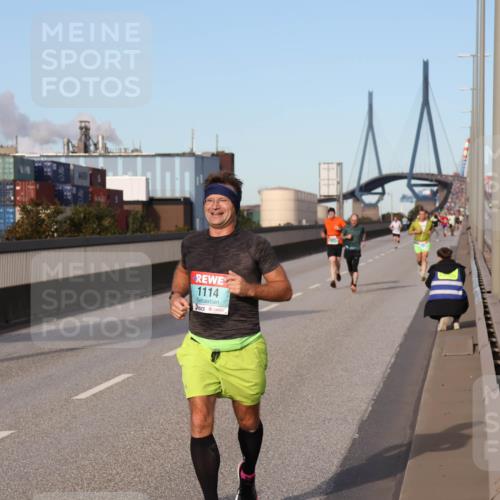 03.10.2024 - Köhlbrandbrückenlauf Luisa Fischer http://msf.ph/oto/7148033 03.10.2024 09:42:50 Position 3 1114 meine-sportfotos.de