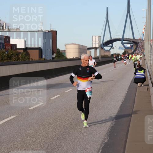 03.10.2024 - Köhlbrandbrückenlauf Luisa Fischer http://msf.ph/oto/7148057 03.10.2024 09:43:08 Position 3 102 meine-sportfotos.de