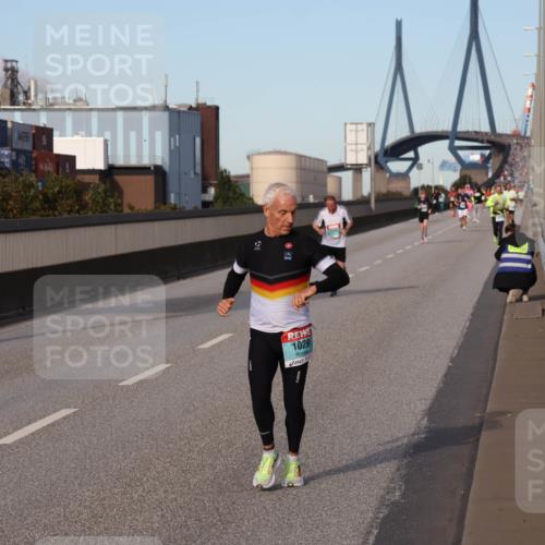 03.10.2024 - Köhlbrandbrückenlauf Luisa Fischer http://msf.ph/oto/7148067 03.10.2024 09:43:09 Position 3 1029 meine-sportfotos.de