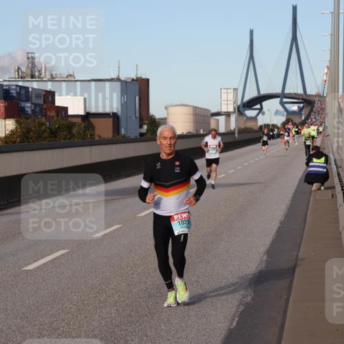 03.10.2024 - Köhlbrandbrückenlauf Luisa Fischer http://msf.ph/oto/7148069 03.10.2024 09:43:09 Position 3 1029 meine-sportfotos.de