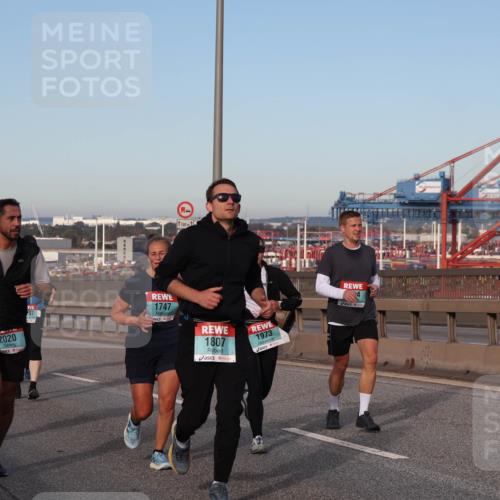 03.10.2024 - Köhlbrandbrückenlauf Matties Gatica Varas http://msf.ph/oto/7148083 03.10.2024 09:44:31 Position 2 1500, 1, 1965, 2020, 237, 1747, 500, 1807, 1973 meine-sportfotos.de