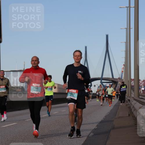 03.10.2024 - Köhlbrandbrückenlauf Luisa Fischer http://msf.ph/oto/7148237 03.10.2024 09:44:04 Position 3 1140, 1257, 1016, 1437 meine-sportfotos.de