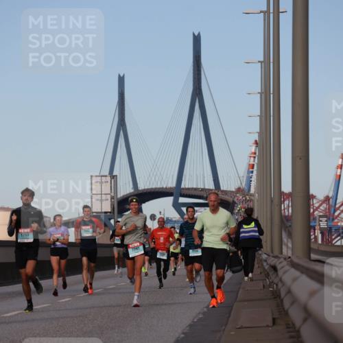 03.10.2024 - Köhlbrandbrückenlauf Luisa Fischer http://msf.ph/oto/7148256 03.10.2024 09:44:10 Position 3 1442, 1075, 1763, 2293, 1205, 1056 meine-sportfotos.de