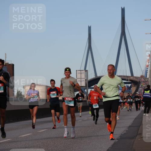 03.10.2024 - Köhlbrandbrückenlauf Luisa Fischer http://msf.ph/oto/7148291 03.10.2024 09:44:13 Position 3 1763, 1442, 13, 2293, 1205 meine-sportfotos.de