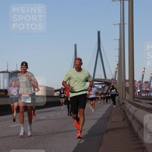 03.10.2024 - Köhlbrandbrückenlauf Luisa Fischer http://msf.ph/oto/7148317 03.10.2024 09:44:16 Position 3 1443, 2293 meine-sportfotos.de