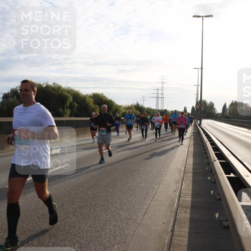 03.10.2024 - Köhlbrandbrückenlauf Miley Keyser http://msf.ph/oto/7157613 03.10.2024 09:17:46 Position 3 355 meine-sportfotos.de