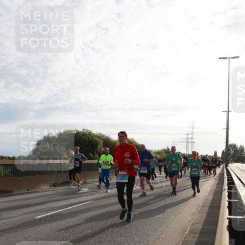 03.10.2024 - Köhlbrandbrückenlauf Miley Keyser http://msf.ph/oto/7157715 03.10.2024 09:18:25 Position 3 2747, 1770 meine-sportfotos.de
