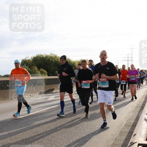 03.10.2024 - Köhlbrandbrückenlauf Miley Keyser http://msf.ph/oto/7157856 03.10.2024 09:19:08 Position 3 2195, 1635, 2964, 2869, 1534 meine-sportfotos.de