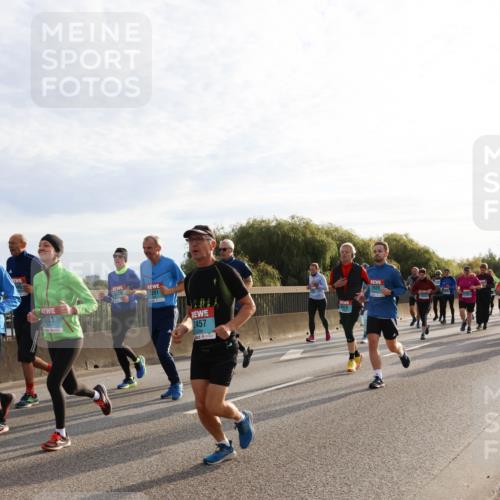 03.10.2024 - Köhlbrandbrückenlauf Miley Keyser http://msf.ph/oto/7157882 03.10.2024 09:19:18 Position 3 2561, 2281, 2457, 2620 meine-sportfotos.de