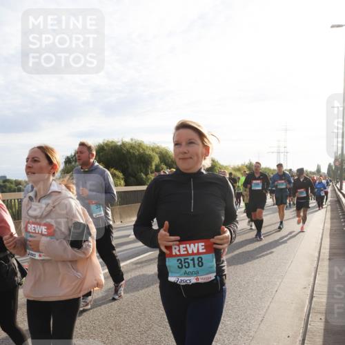 03.10.2024 - Köhlbrandbrückenlauf Miley Keyser http://msf.ph/oto/7158506 03.10.2024 09:22:43 Position 3 3518, 2589 meine-sportfotos.de