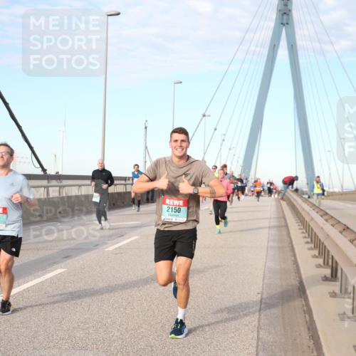 03.10.2024 - Köhlbrandbrückenlauf Jannik Wohlers http://msf.ph/oto/7164480 03.10.2024 09:41:40 Position 2 1685, 2150 meine-sportfotos.de