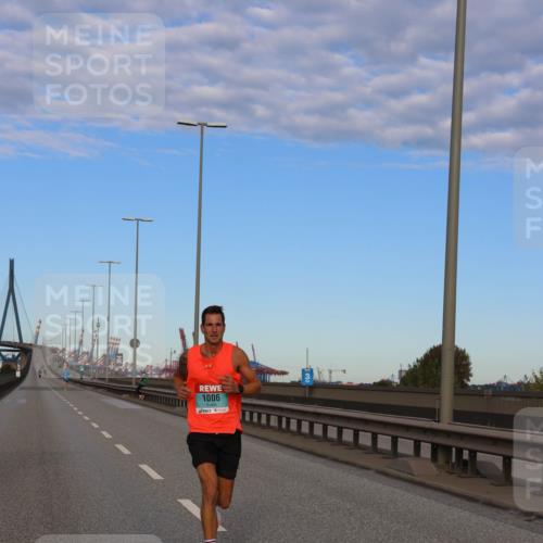 03.10.2024 - Köhlbrandbrückenlauf Miley Keyser http://msf.ph/oto/7165009 03.10.2024 09:33:55 Position 3 1006 meine-sportfotos.de