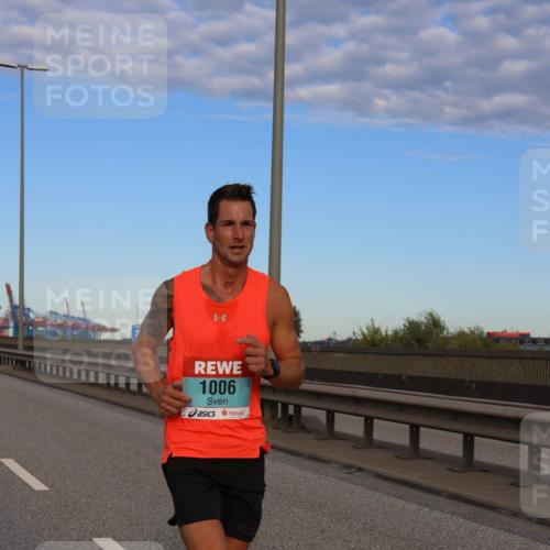 03.10.2024 - Köhlbrandbrückenlauf Miley Keyser http://msf.ph/oto/7165017 03.10.2024 09:33:56 Position 3 1006 meine-sportfotos.de