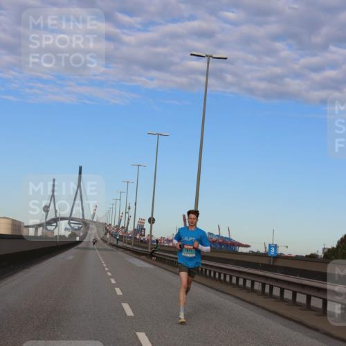 03.10.2024 - Köhlbrandbrückenlauf Miley Keyser http://msf.ph/oto/7165036 03.10.2024 09:34:14 Position 3 1011 meine-sportfotos.de