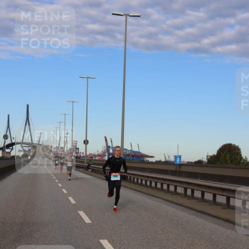 03.10.2024 - Köhlbrandbrückenlauf Miley Keyser http://msf.ph/oto/7165063 03.10.2024 09:34:45 Position 3 1099 meine-sportfotos.de