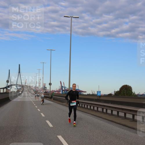 03.10.2024 - Köhlbrandbrückenlauf Miley Keyser http://msf.ph/oto/7165070 03.10.2024 09:34:46 Position 3 1099 meine-sportfotos.de