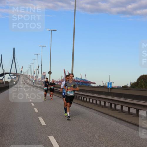 03.10.2024 - Köhlbrandbrückenlauf Miley Keyser http://msf.ph/oto/7165083 03.10.2024 09:34:50 Position 3 3676 meine-sportfotos.de