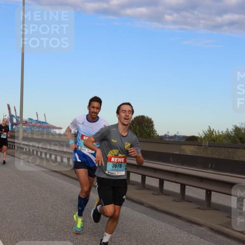 03.10.2024 - Köhlbrandbrückenlauf Miley Keyser http://msf.ph/oto/7165123 03.10.2024 09:34:52 Position 3 3676 meine-sportfotos.de