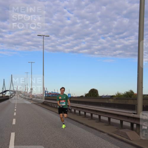 03.10.2024 - Köhlbrandbrückenlauf Miley Keyser http://msf.ph/oto/7165242 03.10.2024 09:35:30 Position 3 1330 meine-sportfotos.de