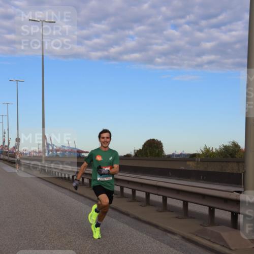 03.10.2024 - Köhlbrandbrückenlauf Miley Keyser http://msf.ph/oto/7165247 03.10.2024 09:35:30 Position 3  meine-sportfotos.de