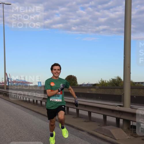 03.10.2024 - Köhlbrandbrückenlauf Miley Keyser http://msf.ph/oto/7165250 03.10.2024 09:35:30 Position 3 1330, 3 meine-sportfotos.de