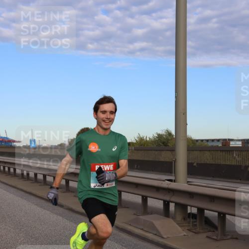 03.10.2024 - Köhlbrandbrückenlauf Miley Keyser http://msf.ph/oto/7165256 03.10.2024 09:35:30 Position 3 3 meine-sportfotos.de