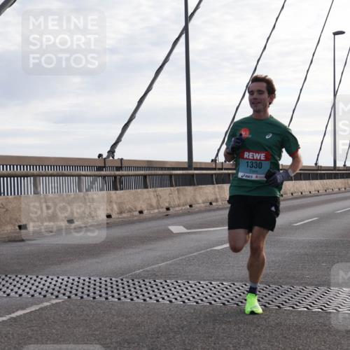 03.10.2024 - Köhlbrandbrückenlauf Matties Gatica Varas http://msf.ph/oto/7165265 03.10.2024 09:18:16 Position 2 1330 meine-sportfotos.de