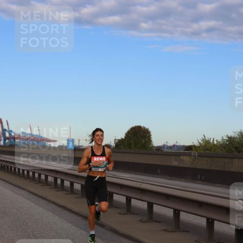 03.10.2024 - Köhlbrandbrückenlauf Miley Keyser http://msf.ph/oto/7165270 03.10.2024 09:35:38 Position 3 3 meine-sportfotos.de