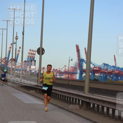 03.10.2024 - Köhlbrandbrückenlauf Miley Keyser http://msf.ph/oto/7165285 03.10.2024 09:36:03 Position 3 100, 42 meine-sportfotos.de