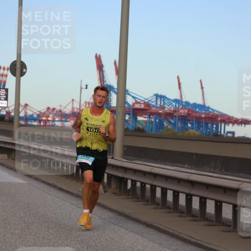 03.10.2024 - Köhlbrandbrückenlauf Miley Keyser http://msf.ph/oto/7165306 03.10.2024 09:36:05 Position 3 100 meine-sportfotos.de