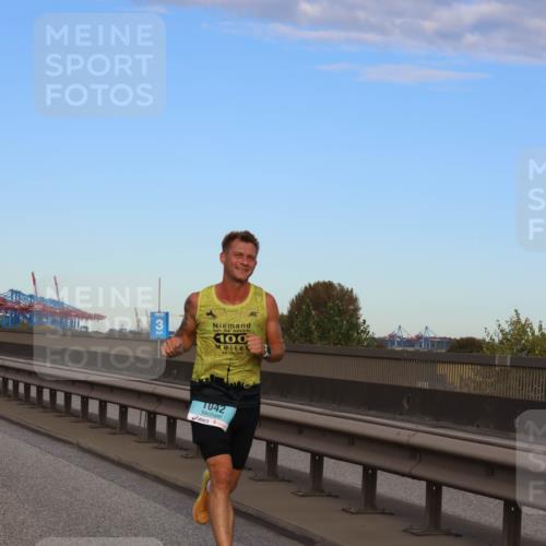 03.10.2024 - Köhlbrandbrückenlauf Miley Keyser http://msf.ph/oto/7165332 03.10.2024 09:36:09 Position 3 3, 100, 1042 meine-sportfotos.de