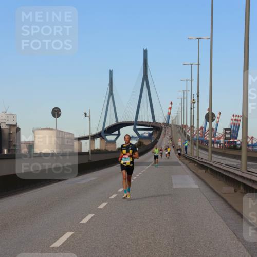 03.10.2024 - Köhlbrandbrückenlauf Miley Keyser http://msf.ph/oto/7165392 03.10.2024 09:36:55 Position 3  meine-sportfotos.de