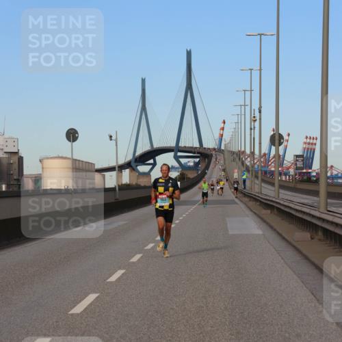 03.10.2024 - Köhlbrandbrückenlauf Miley Keyser http://msf.ph/oto/7165395 03.10.2024 09:36:56 Position 3  meine-sportfotos.de