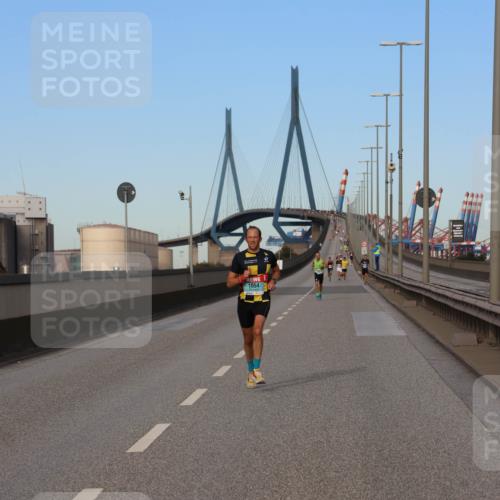 03.10.2024 - Köhlbrandbrückenlauf Miley Keyser http://msf.ph/oto/7165416 03.10.2024 09:36:57 Position 3 1054 meine-sportfotos.de