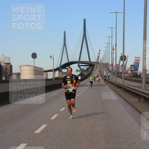03.10.2024 - Köhlbrandbrückenlauf Miley Keyser http://msf.ph/oto/7165426 03.10.2024 09:36:58 Position 3 1054 meine-sportfotos.de