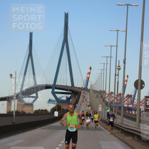 03.10.2024 - Köhlbrandbrückenlauf Miley Keyser http://msf.ph/oto/7165542 03.10.2024 09:37:10 Position 3 1018 meine-sportfotos.de