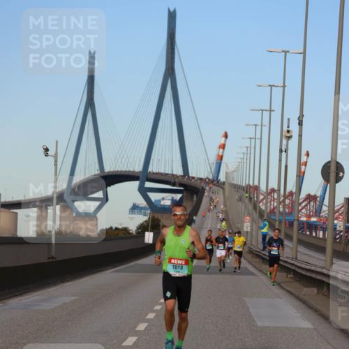 03.10.2024 - Köhlbrandbrückenlauf Miley Keyser http://msf.ph/oto/7165568 03.10.2024 09:37:11 Position 3  meine-sportfotos.de