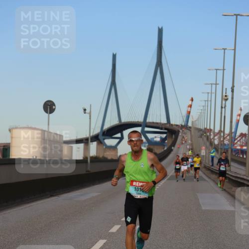 03.10.2024 - Köhlbrandbrückenlauf Miley Keyser http://msf.ph/oto/7165637 03.10.2024 09:37:14 Position 3 1016 meine-sportfotos.de