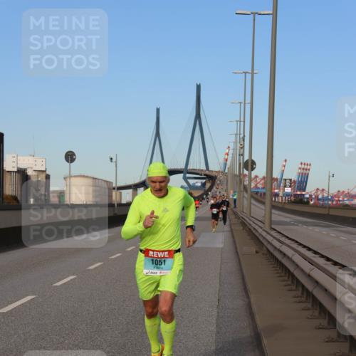 03.10.2024 - Köhlbrandbrückenlauf Miley Keyser http://msf.ph/oto/7165965 03.10.2024 09:38:50 Position 3 1051 meine-sportfotos.de