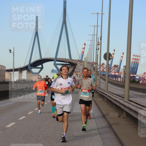 03.10.2024 - Köhlbrandbrückenlauf Miley Keyser http://msf.ph/oto/7166059 03.10.2024 09:39:21 Position 3 1090, 1055 meine-sportfotos.de