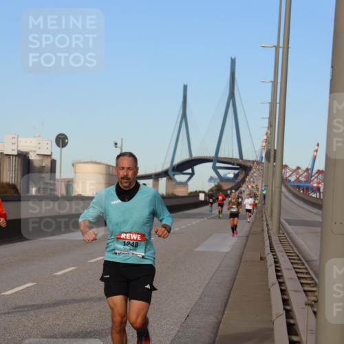 03.10.2024 - Köhlbrandbrückenlauf Miley Keyser http://msf.ph/oto/7166101 03.10.2024 09:39:26 Position 3 1248 meine-sportfotos.de